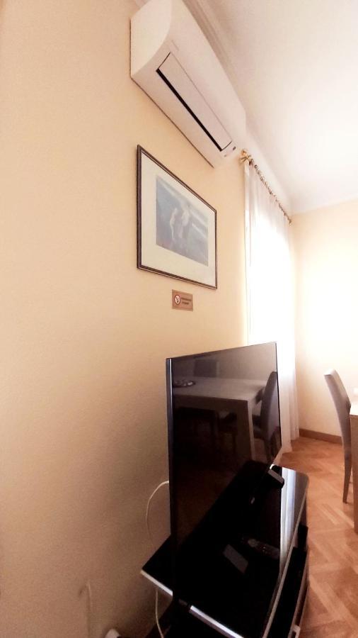 Apartamento En Retiro Apartment Madrid Ngoại thất bức ảnh